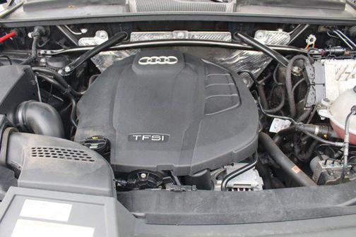 2018 Audi Q5 2.0T Premium Plus