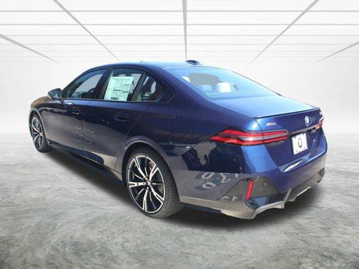 2026 BMW 550e xDrive