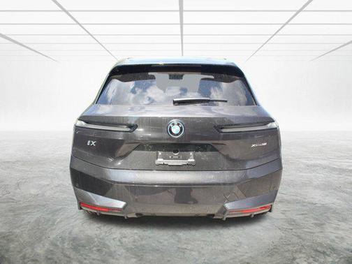2025 BMW iX xDrive50