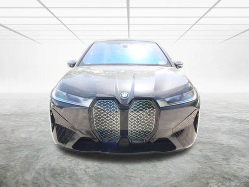 2025 BMW iX xDrive50
