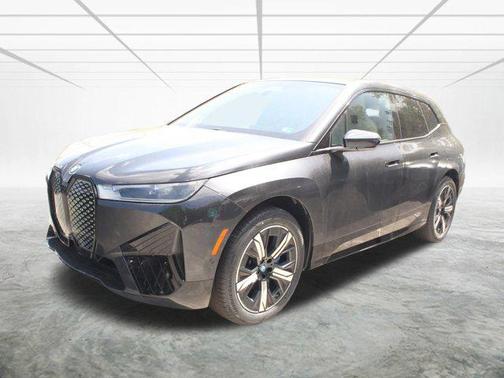 2025 BMW iX xDrive50