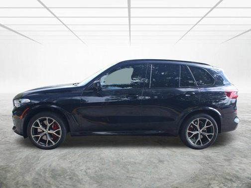 2023 BMW X5 M50i