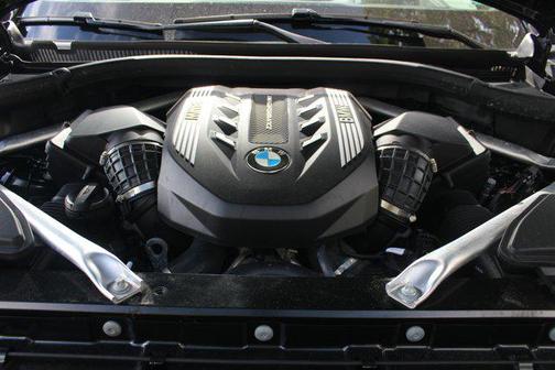 2023 BMW X5 M50i