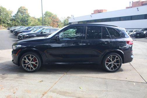 2023 BMW X5 M50i