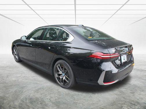 2024 BMW i5 eDrive40