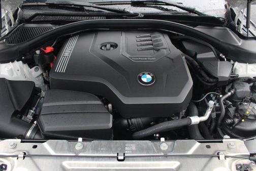 2025 BMW 230 i xDrive