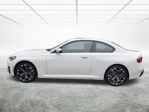 2025 BMW 230 i xDrive