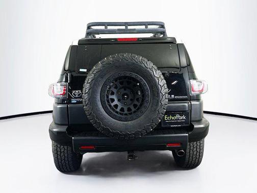 2014 Toyota FJ Cruiser Base
