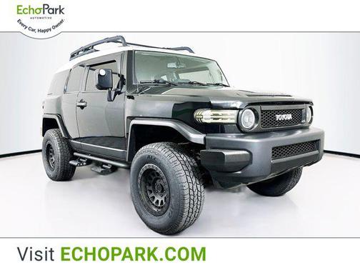 2014 Toyota FJ Cruiser Base