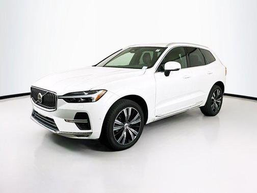 2023 Volvo XC60 B5 Plus Bright Theme
