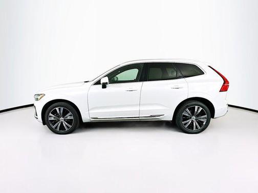 2023 Volvo XC60 B5 Plus Bright Theme