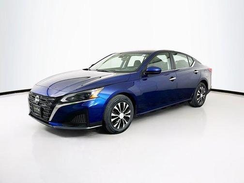 2023 Nissan Altima S FWD