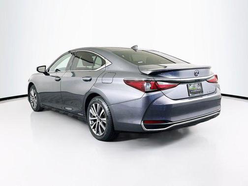 2019 Lexus ES 300h Base