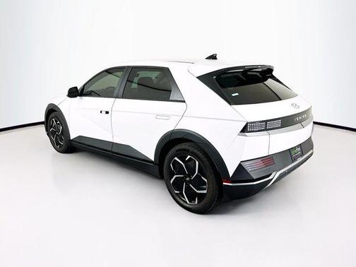 Atlas White 2024 Hyundai IONIQ 5 SE Standard Range