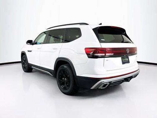 2024 Volkswagen Atlas 2.0T SE w/Technology 4MOTION