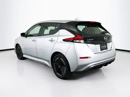 2024 Nissan Leaf SV PLUS
