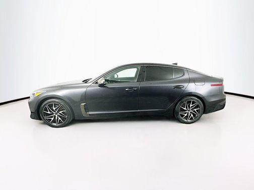 2023 Kia Stinger GT-Line
