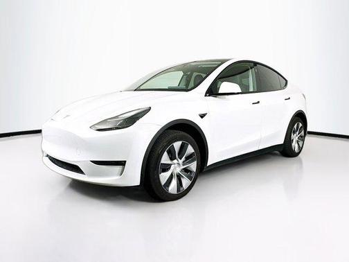 2023 Tesla Model Y RWD