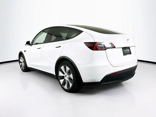 2023 Tesla Model Y RWD