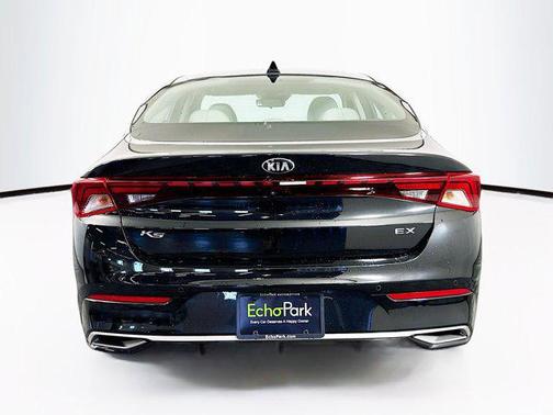 2021 Kia K5 EX
