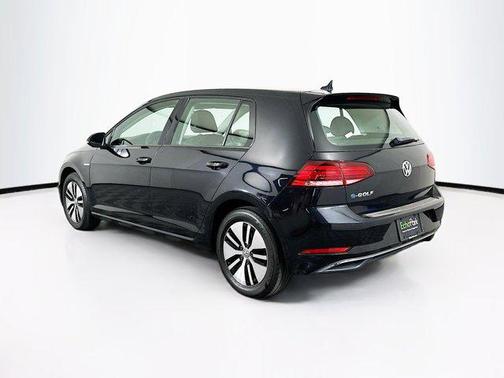 2017 Volkswagen e-Golf SE