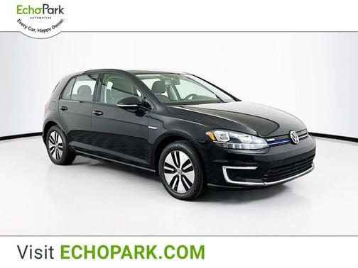 2017 Volkswagen e-Golf SE