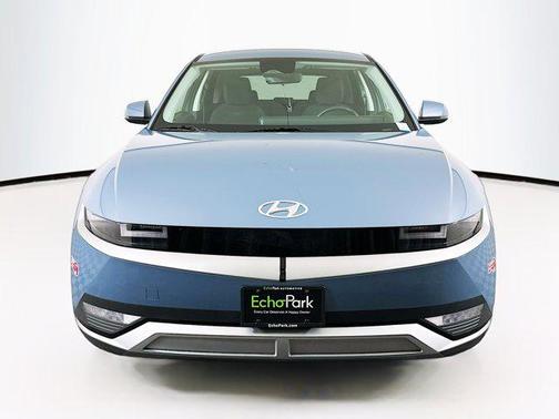 2024 Hyundai IONIQ 5 SE Standard Range