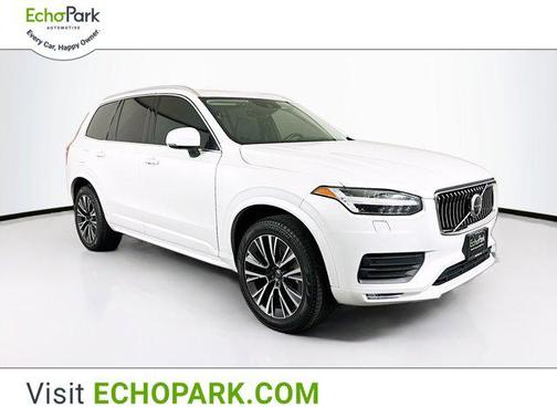 2022 Volvo XC90 T5 Momentum