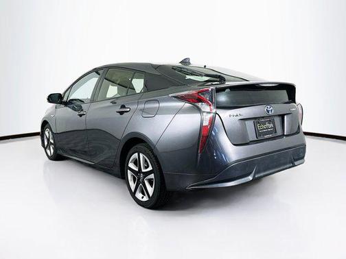 2016 Toyota Prius Four Touring