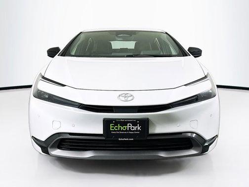 2024 Toyota Prius XLE