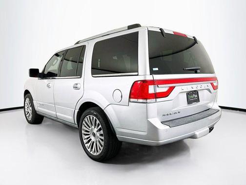 2017 Lincoln Navigator Select