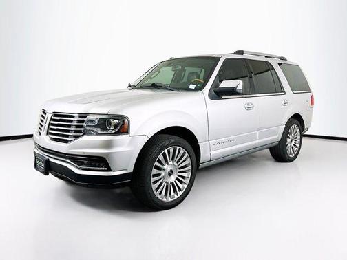 2017 Lincoln Navigator Select