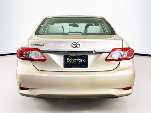 2013 Toyota Corolla LE