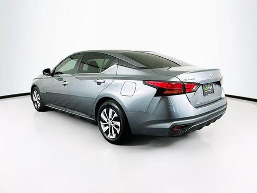 2021 Nissan Altima S FWD