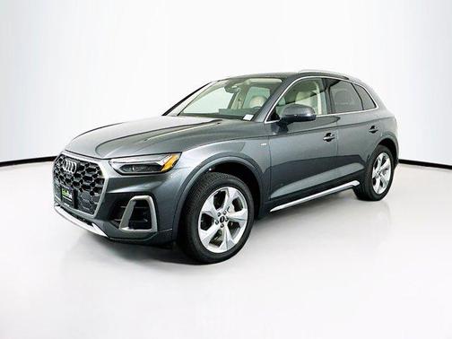 2022 Audi Q5 45 S line Premium Plus