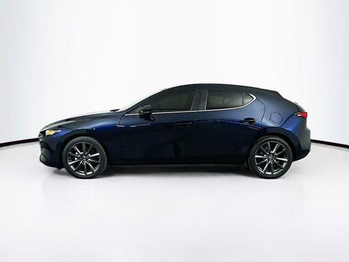 2023 Mazda Mazda3 FWD w/Preferred Package