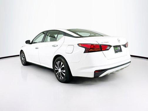2024 Nissan Altima S FWD
