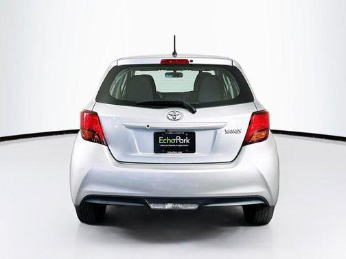 2015 Toyota Yaris L