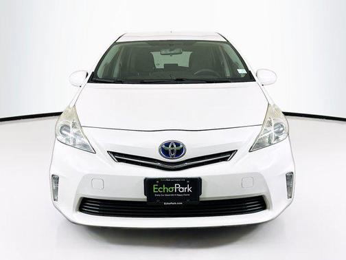 2013 Toyota Prius v Two