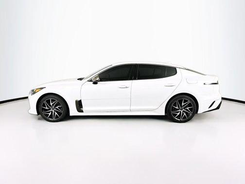 2022 Kia Stinger GT-Line