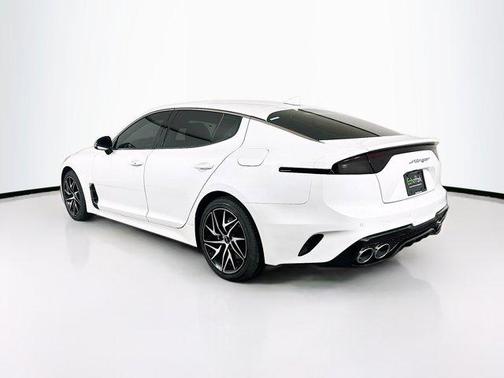 2022 Kia Stinger GT-Line