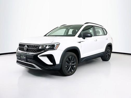 Pure White 2023 Volkswagen Taos 1.5T S