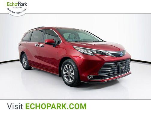 2022 Toyota Sienna XLE 7 Passenger