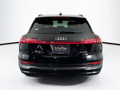 2021 Audi e-tron Premium