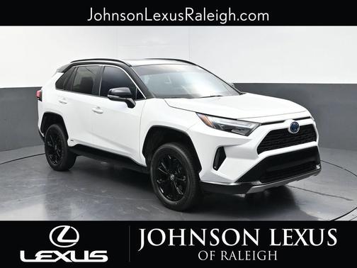 Wind Chill Pearl/Midnight Black Metallic 2023 Toyota RAV4 Hybrid SE