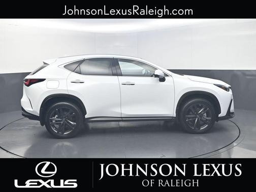 2026 Lexus NX 450h+ Luxury