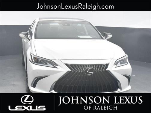 2022 Lexus ES 350 Base
