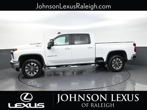 Summit White 2022 Chevrolet Silverado 2500 LT