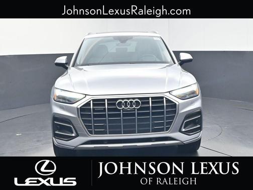 Silver Metallic 2021 Audi Q5 45 Prestige