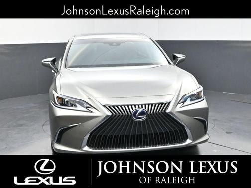 Atomic Silver 2021 Lexus ES 300h Base